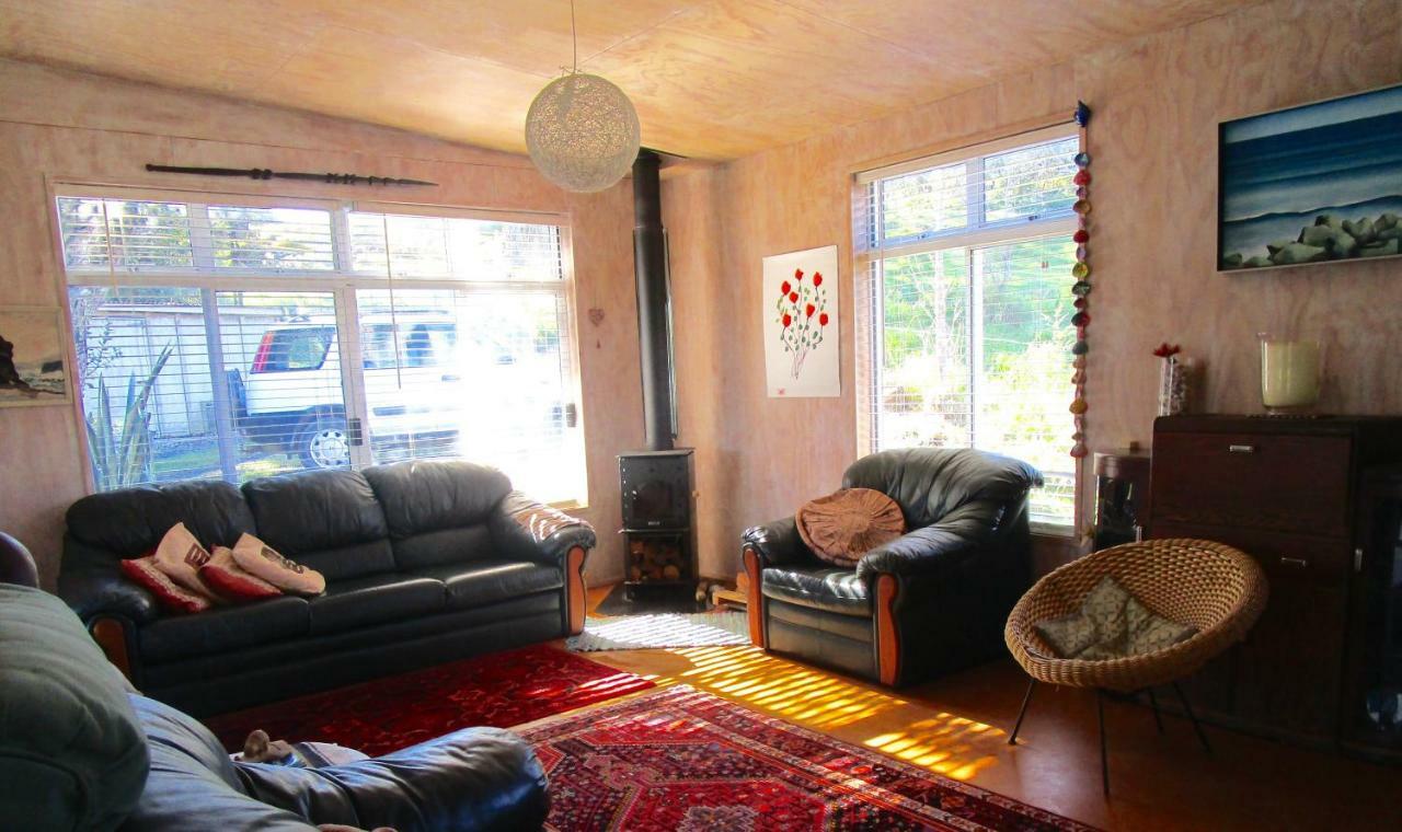 Bed and Breakfast Mulberry Grove Retreat Tryphena Экстерьер фото